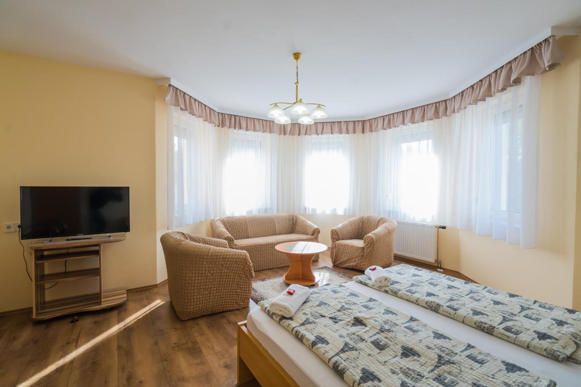 Korponyi Villa シオーフォク エクステリア 写真